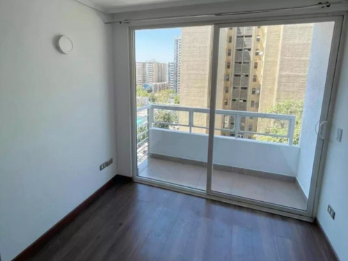 Piso 6 - Calle Lira .