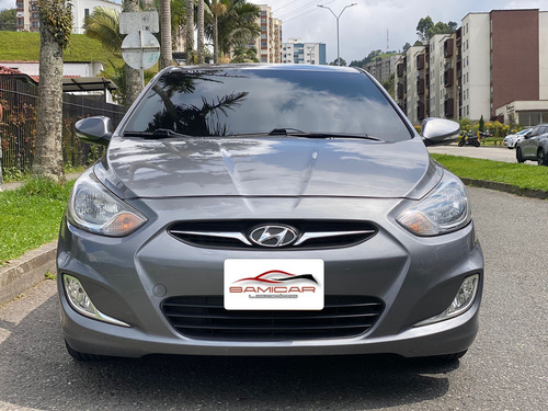 Hyundai I25 Hb Automático 2015