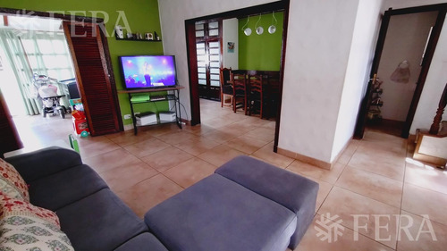 Venta Casa De 4 Ambientes Con Cochera En Quilmes