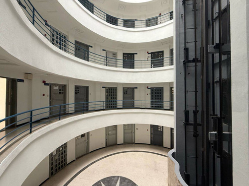 Venta Excelente Oficina Ubicada En El Centro Comercial Reda Building. Rp