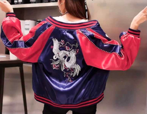 Imagen 9 de 10 de Chaqueta Bomber Bordado Japonés Grulla Azul Marino Y Rojo