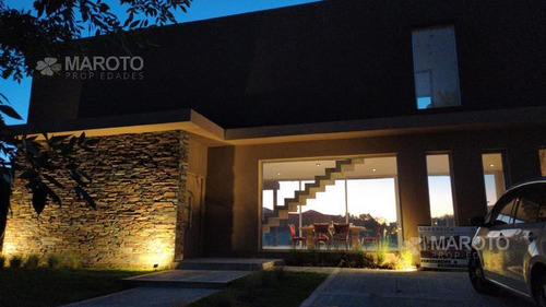 Imagen 23 de 26 de Casa En Venta En Barrio El Canton - Maroto Propiedades-