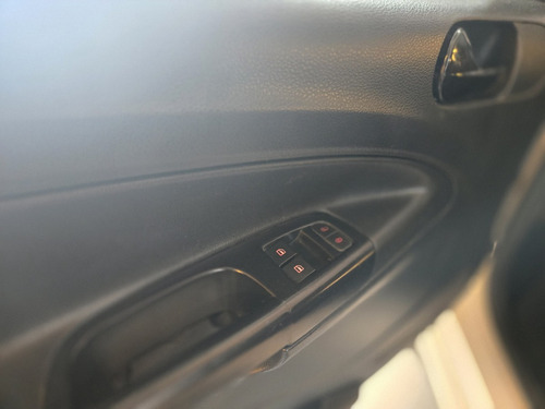 Volkswagen Saveiro Saveiro Robust 1.6 MSI CS (Flex)