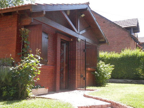 Imagen 10 de 14 de Alquiler En Gesell/ Promo Diciembre $10000 X Dia Para 3 Per. Minimo 7 Dias