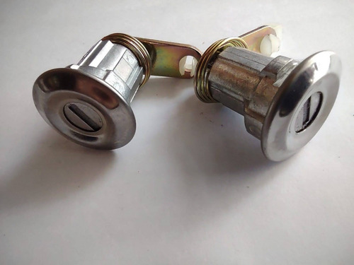 Imagen 5 de 7 de Set 2 Chapas Puerta Toyota Hilux Antigua