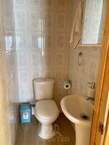 Casa En Arriendo De 5 Dorm. En Curicó