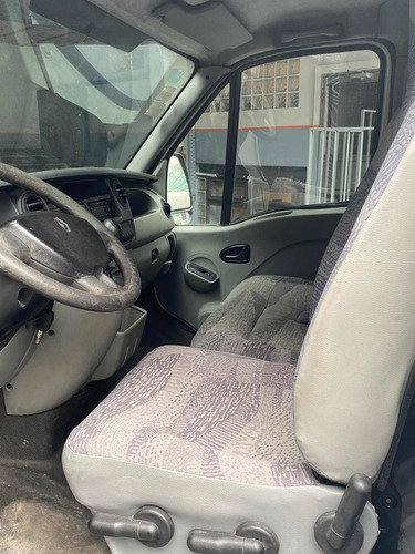 Imagen 8 de 11 de Renault Master 2011 2.5 Ph3 Dci120 L1h2 Pkcn Furgon Corto