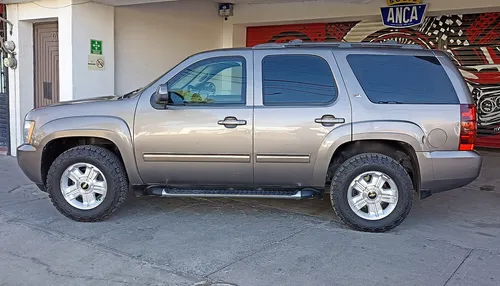 Chevrolet Tahoe E Suv Piel Cd 2a Fila Asientos 4x4 At