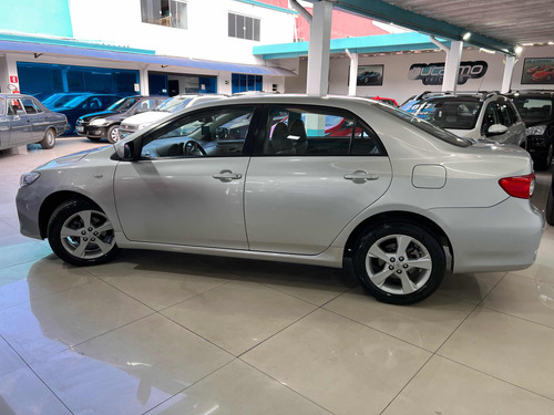 Toyota Corolla 1.8 16v Gli Flex Aut. 4p