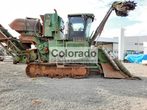 Imagem 2 de 10 de Colhedora De Cana Jd 3520 - Ano 2011