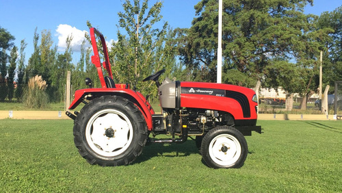 Imagen 3 de 3 de Tractor Hanomag 300