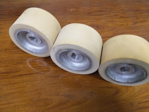 Imagem 2 de 4 de Roda Alimentador Avanço Ø90mmx50 Furo 15 16 Ou 18mm