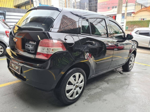 Imagem 4 de 8 de Chevrolet Agile 1.4 Mpfi Lt 8v Flex 4p Manual
