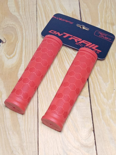 Imagen 2 de 2 de Puños Para Bicicleta Ontrail Grips Rojo