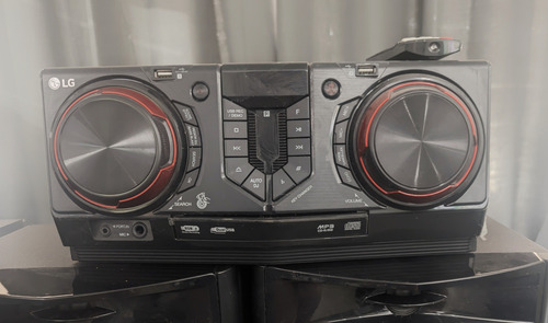 Minicomponente LG Xboom Cj45 Negro/rojo 720w Bluetooth (Usado)