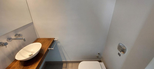 Imagen 10 de 21 de Venta - 3 Amb. Y Escritorio - Coch. - Cerrito 1500 - Retiro