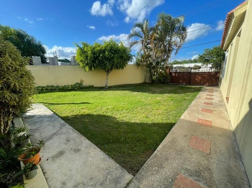 Imagen 11 de 14 de Casa En Venta En Higuey, Urb, Sajour 3hab, 806m2 De Terreno