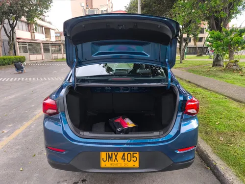 Chevrolet Onix 1.0T Premier Sedan At