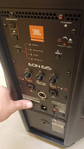 Caixa De Som Jbl Eon 615 - 1 Unidade Preto (Usado)