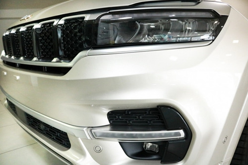 Imagem 5 de 15 de Jeep Commander Overland Td380