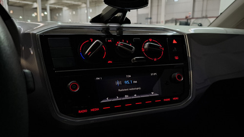 Volkswagen Up! 1.0 High Up!