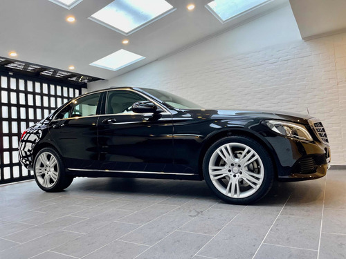 Imagen 4 de 20 de Mercedes-benz Clase C 2018 2.0 Cgi Exclusive