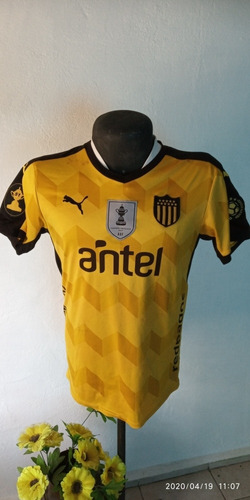 Camiseta Peñarol Puma 2018 Talle M