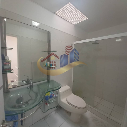 Imagen 9 de 11 de Apartamento A La Venta En Tanaguarena De 2 Hab. 3 Baños Ref 949