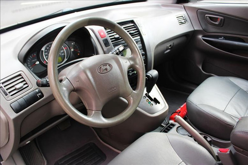 Imagem 9 de 14 de Hyundai Tucson 2.0 Mpfi Gls 16v 143cv 2wd