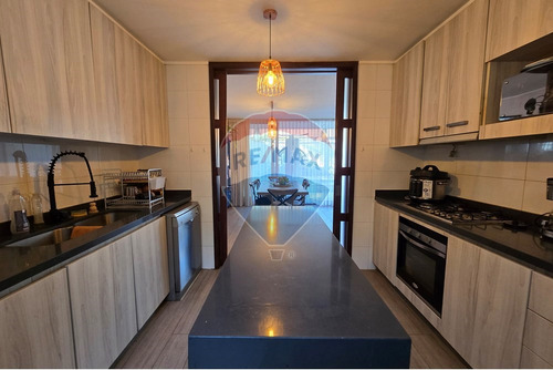 Arriendo Townhouse Con Vista Panorámica