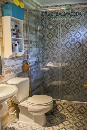 Casa En Venta De 5 Dorm. En Puerto Varas