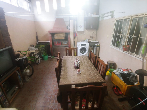 Venta De Ph 3 Ambientes Lomas Del Mirador Cochera