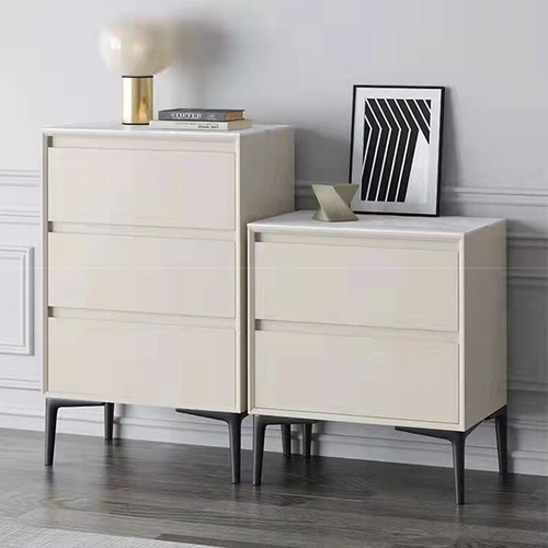 Imagen 5 de 10 de Pack 4 Patas Metálicas Doradas Para Muebles Y Sofás