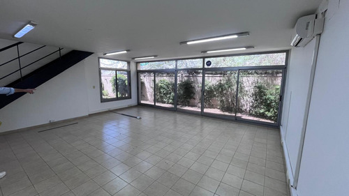 Cerro Venta Oficina Con Una Cochera A Metros Mujer Urbana