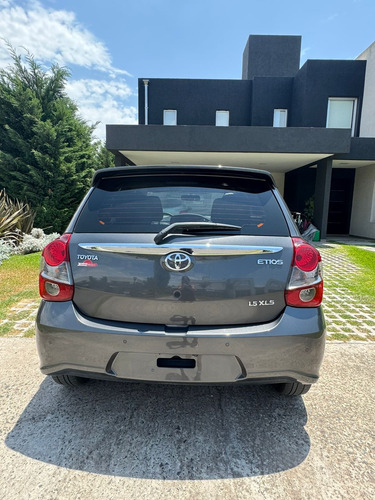 Toyota Etios XLS 1.5