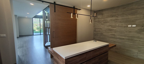 Imagen 8 de 26 de Casa Nueva En Privada Con Hermosa Vista, Jardín Y Mucha Luz
