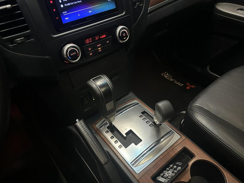 Mitsubishi Pajero Full 3.8 V6 250cv 3p Aut.