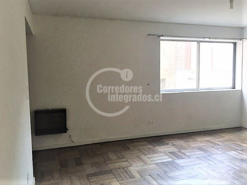 Imagen 4 de 13 de Departamento En Venta De 3 Dorm. En Santiago