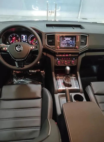 Imagen 12 de 15 de Volkswagen Amarok V6 3.0 Black Style 4x4 At 0km 2022