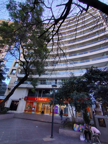 Nueva Cordoba Zona Patio Olmos Con Cochera.-
