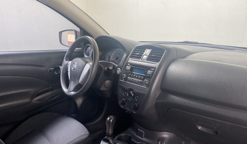 Imagen 11 de 13 de Nissan Versa 2019 1.6 Sense Mt
