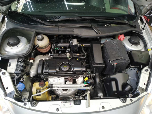 Peugeot 207 Hb Xr 1.4 Flex