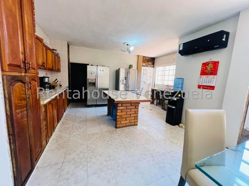 Estefani Salon Vende Casa En Bararida-lara-25-6025/