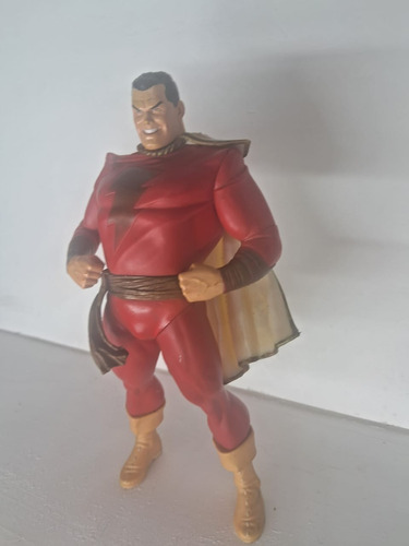 Figura Shazam - Kingdom Come Dc Cómics (Usado)