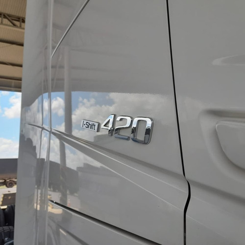 Imagem 8 de 12 de Fh 420 6x2 2020 - Baixo Km - Único Dono - Direto Com A Jbs