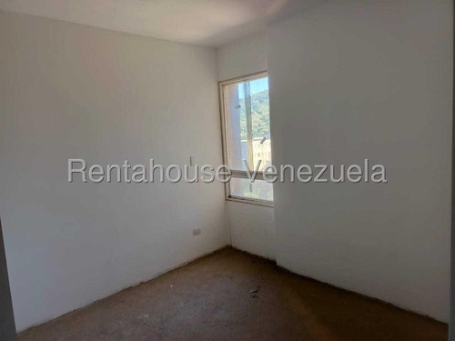 Apartamento A Estrenar En Obra Gris En Venta En Macaracuay 25-14164 Cs