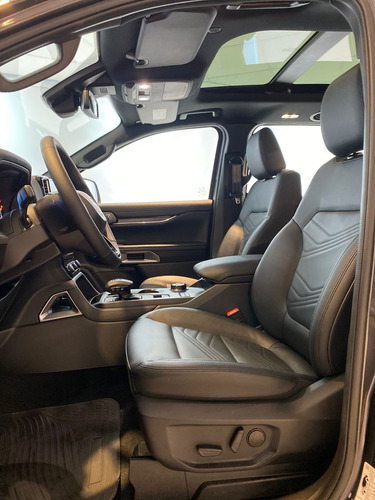 Ford Everest 2.3 Gtdi Titanium 4X4 At