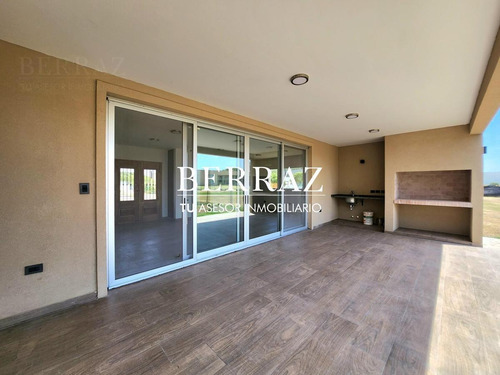 Imagen 28 de 29 de Casa Venta San Ramiro Pilar Del Este