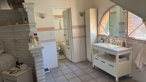 Casa A La Venta En Don Torcuato