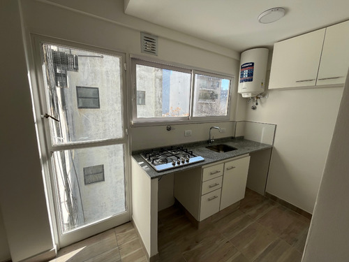 Dueño Directo Vende, Monoambiente Super Luminoso Hecho A Nuevo Sin Comision Inmobiliaria